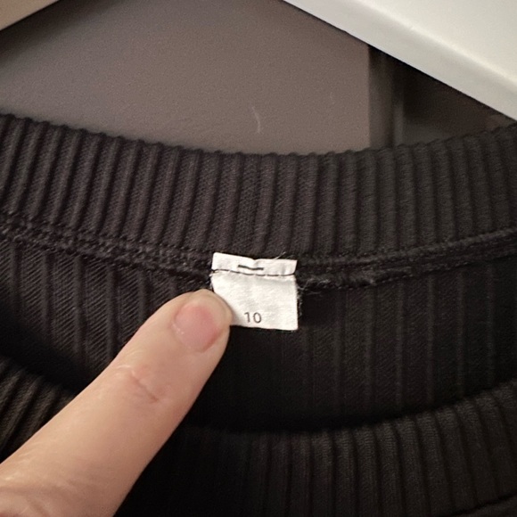 Lululemon Rest Less Pullover Ribbed Black 10 - Picture 3 of 7